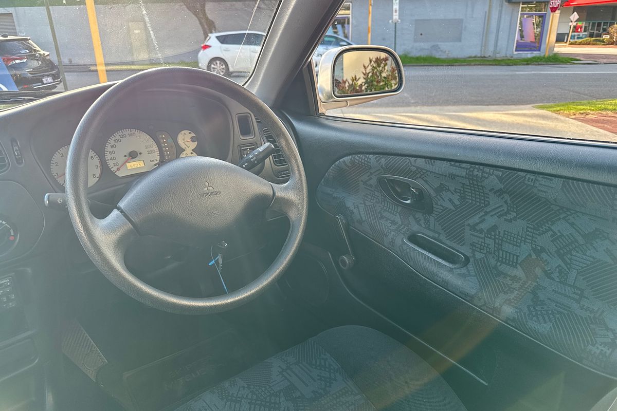 2000 Mitsubishi Lancer GLi CE2