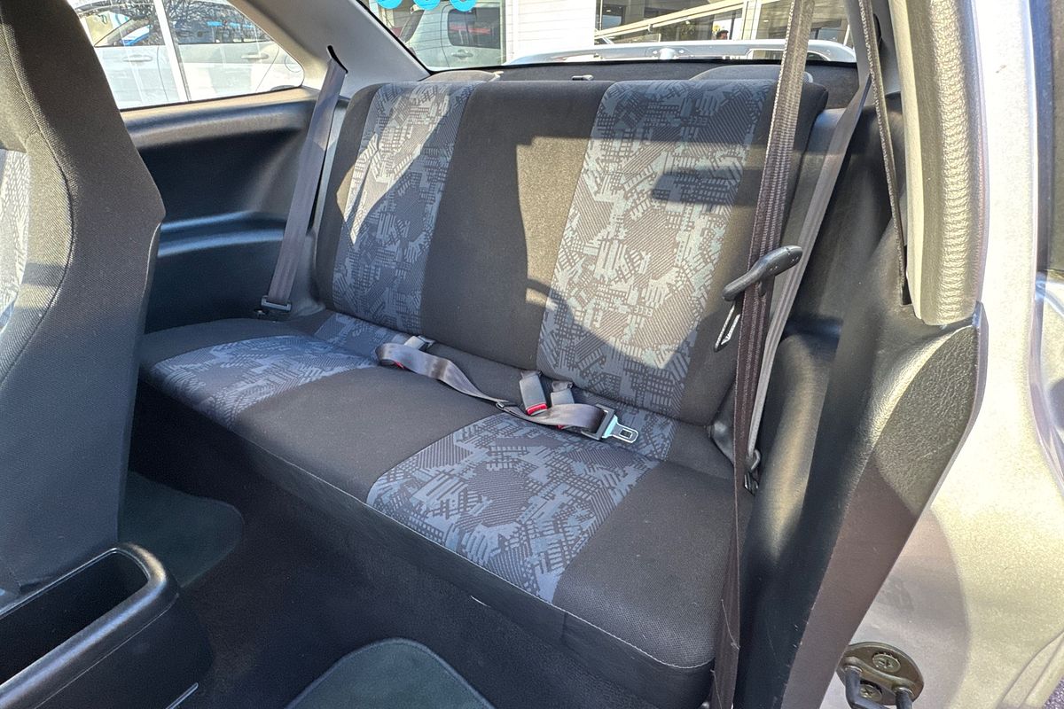 2000 Mitsubishi Lancer GLi CE2