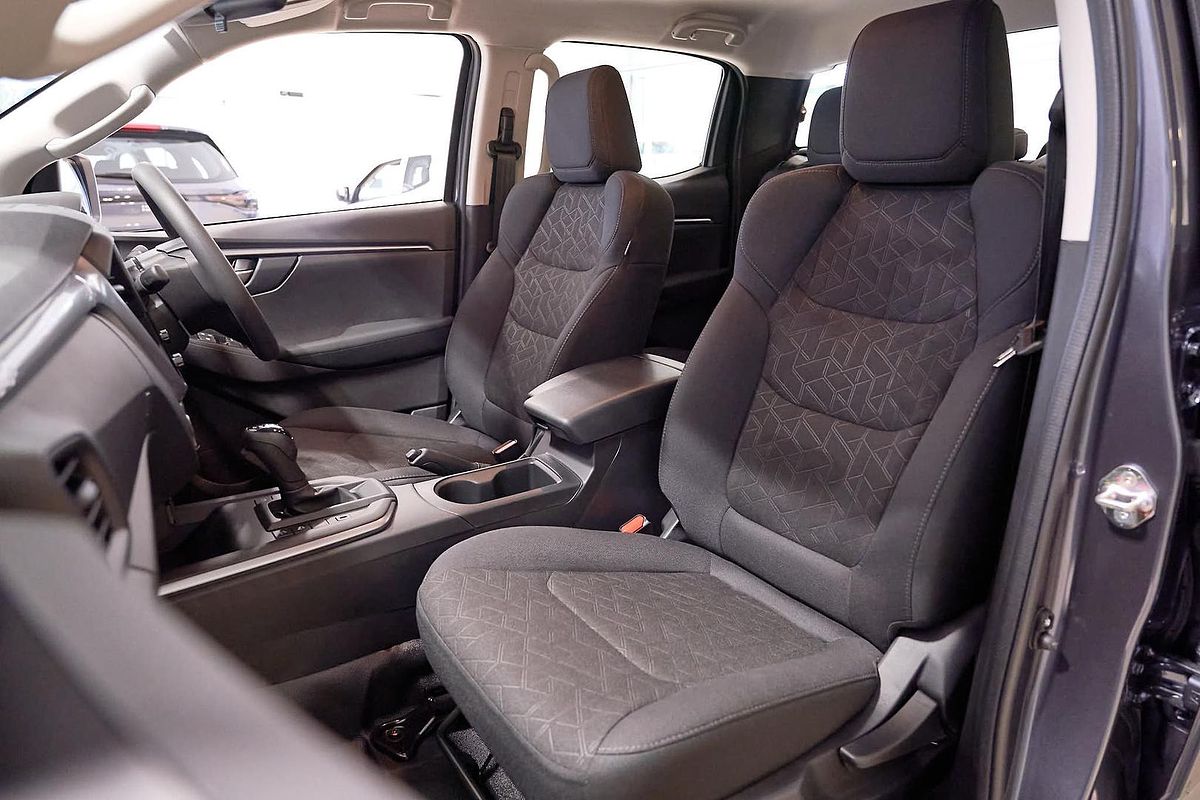 2025 Isuzu D-MAX LS-M 4X4