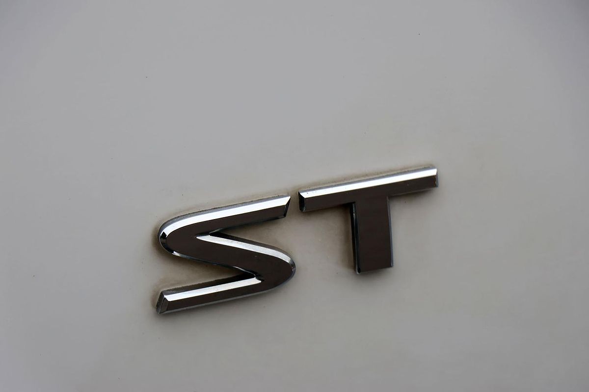 2011 Nissan Navara ST D40 4X4