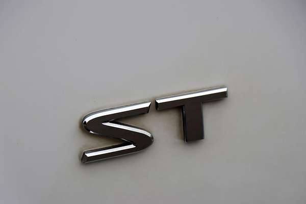 2011 Nissan Navara ST D40 4X4