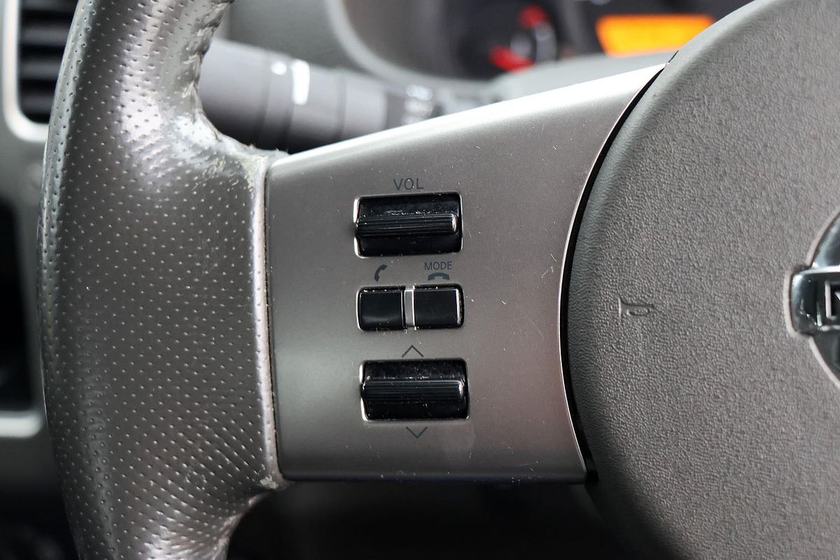 2011 Nissan Navara ST D40 4X4
