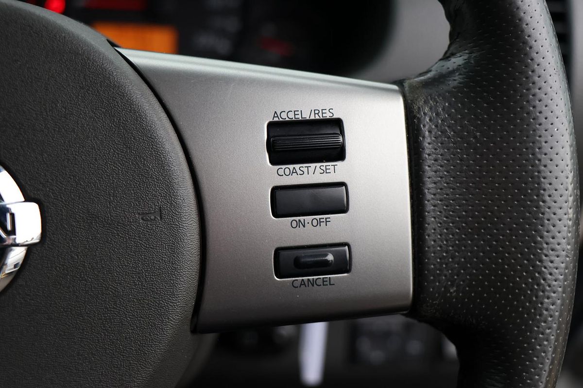 2011 Nissan Navara ST D40 4X4