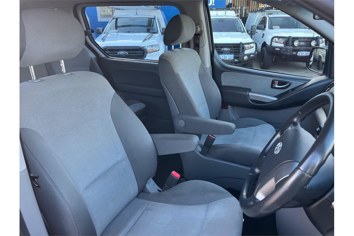 2016 Hyundai iMax TQ3-W Series II