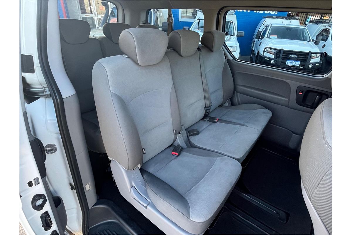 2016 Hyundai iMax TQ3-W Series II