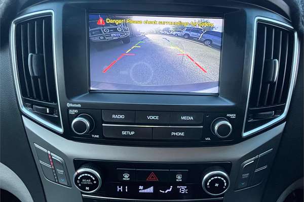 2016 Hyundai iMax TQ3-W Series II