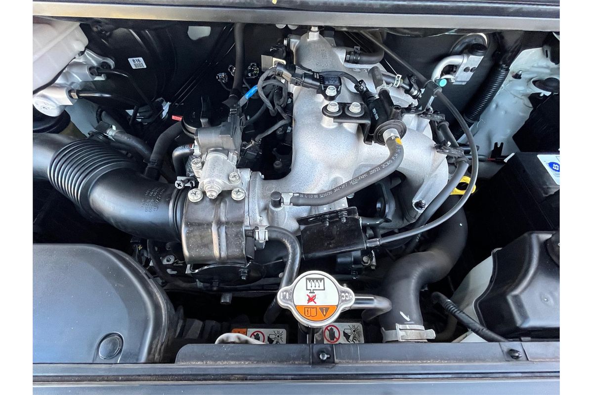 2016 Hyundai iMax TQ3-W Series II
