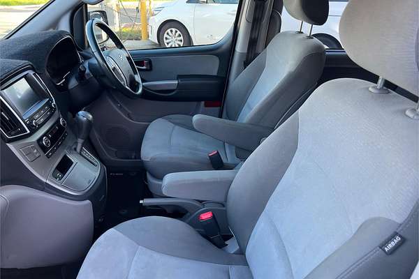 2016 Hyundai iMax TQ3-W Series II