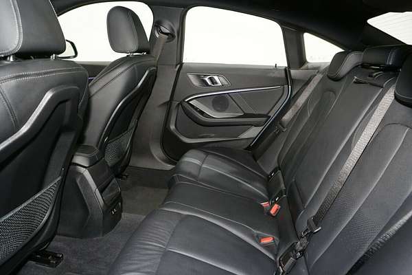 2022 BMW 2 Series 220i M Sport F44