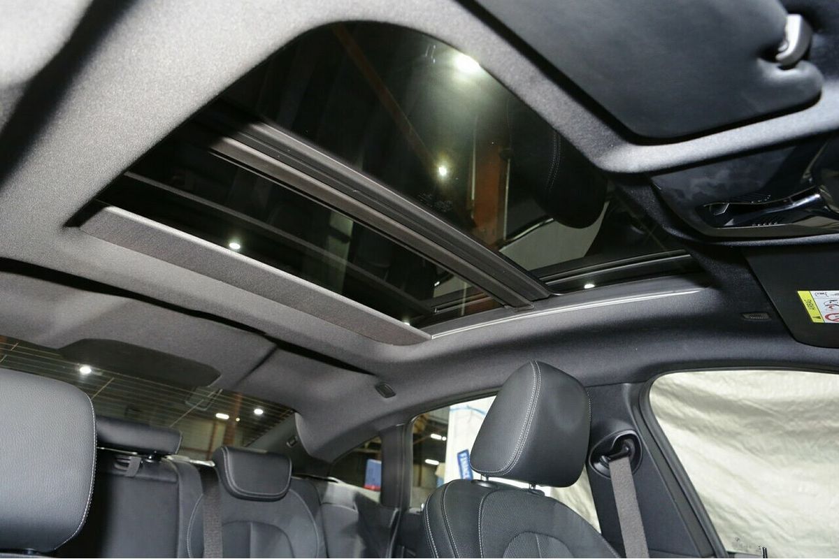2022 BMW 2 Series 220i M Sport F44