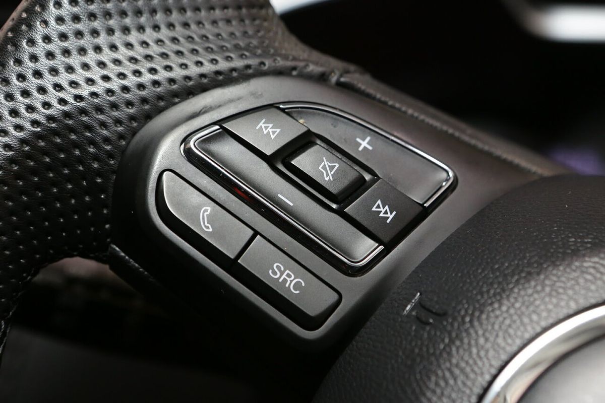 2024 MG ZS Excite AZS1