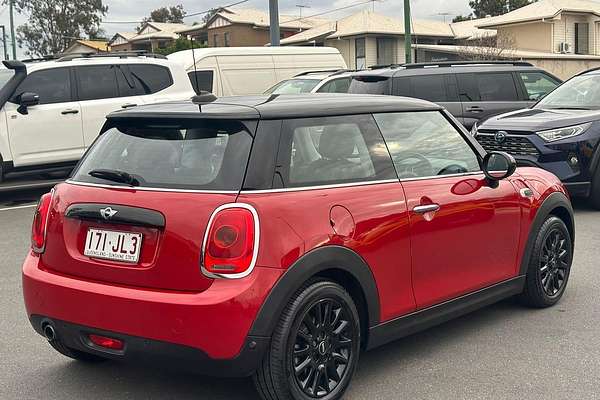 2017 MINI Hatch Cooper F56