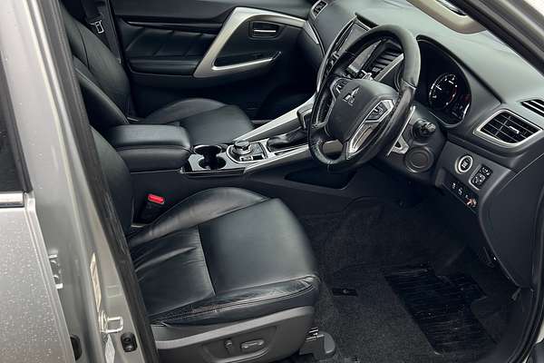 2015 Mitsubishi Pajero Sport Exceed QE