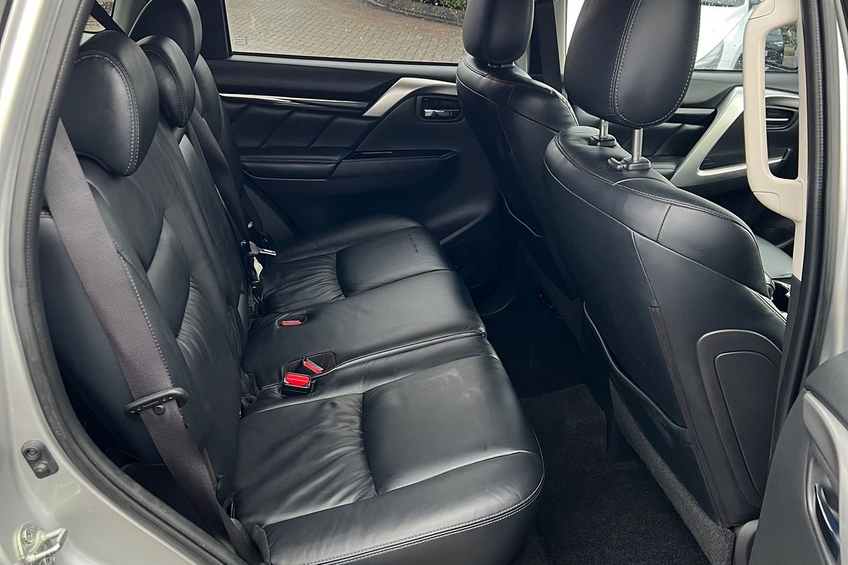 2015 Mitsubishi Pajero Sport Exceed QE