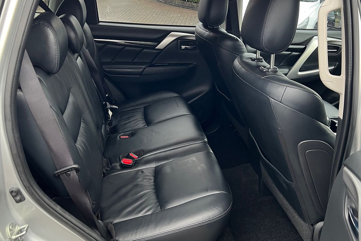 2015 Mitsubishi Pajero Sport Exceed QE