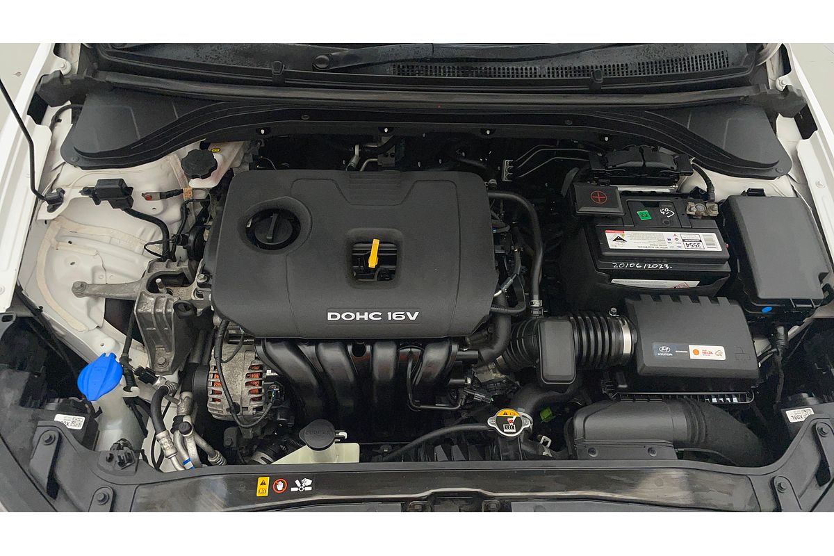 2018 Hyundai Elantra Active AD