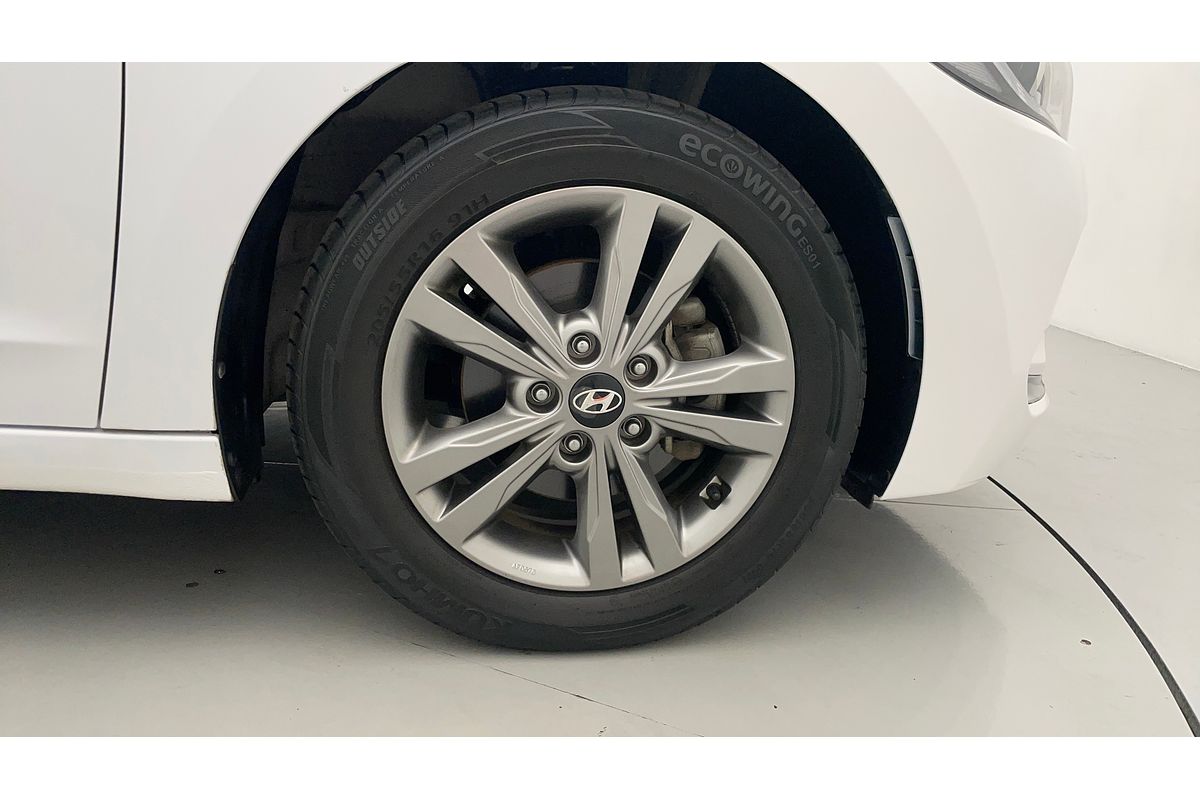 2018 Hyundai Elantra Active AD