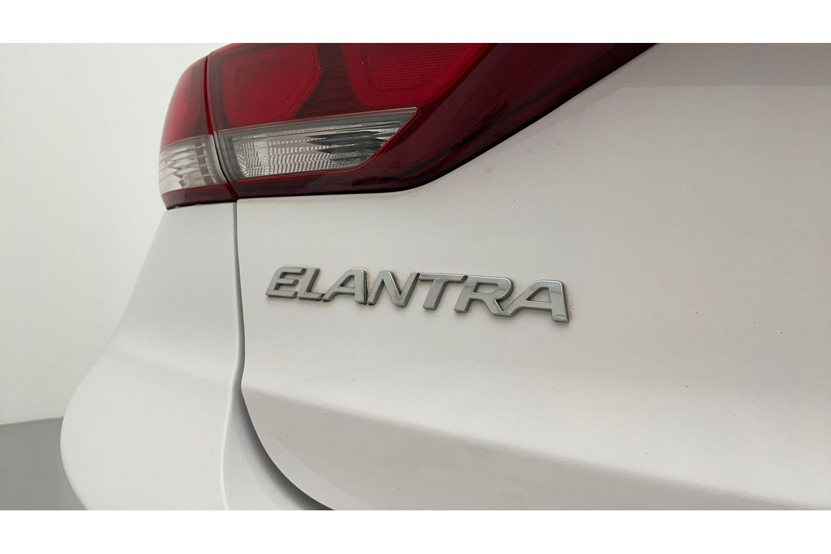 2018 Hyundai Elantra Active AD
