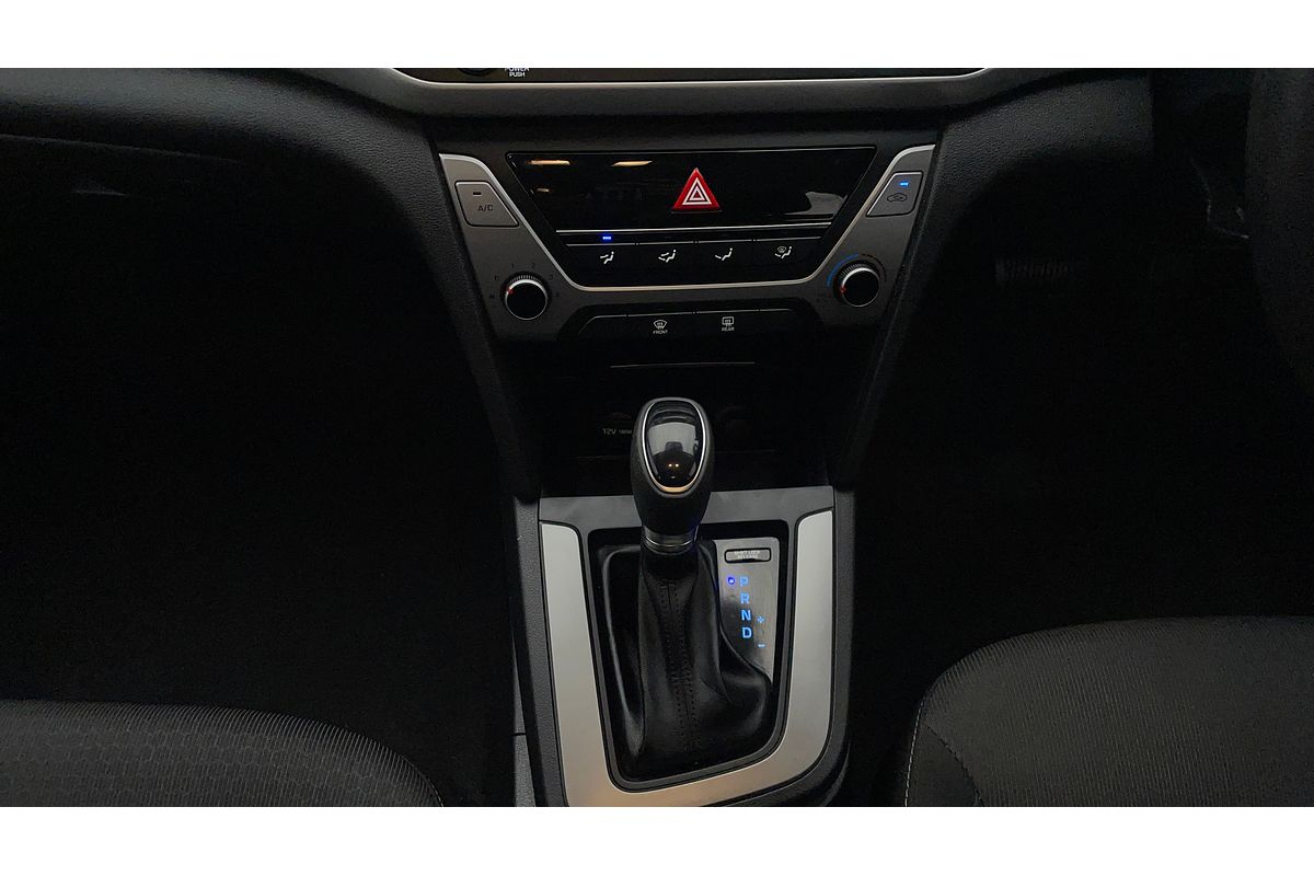 2018 Hyundai Elantra Active AD