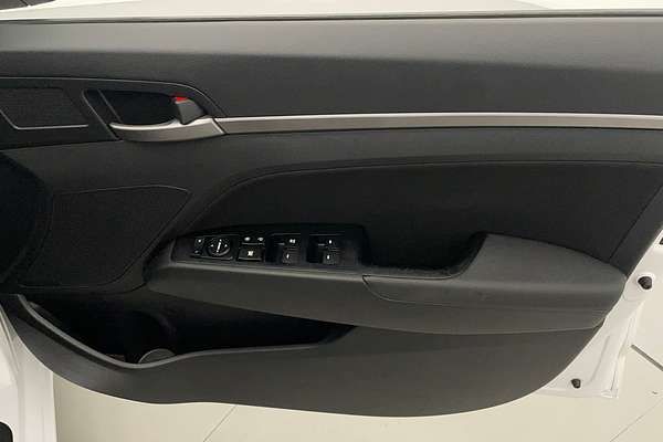 2018 Hyundai Elantra Active AD