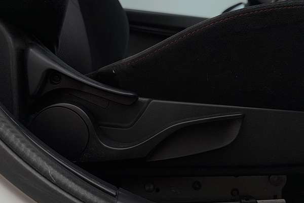 2017 Mitsubishi Lancer Black Edition CF