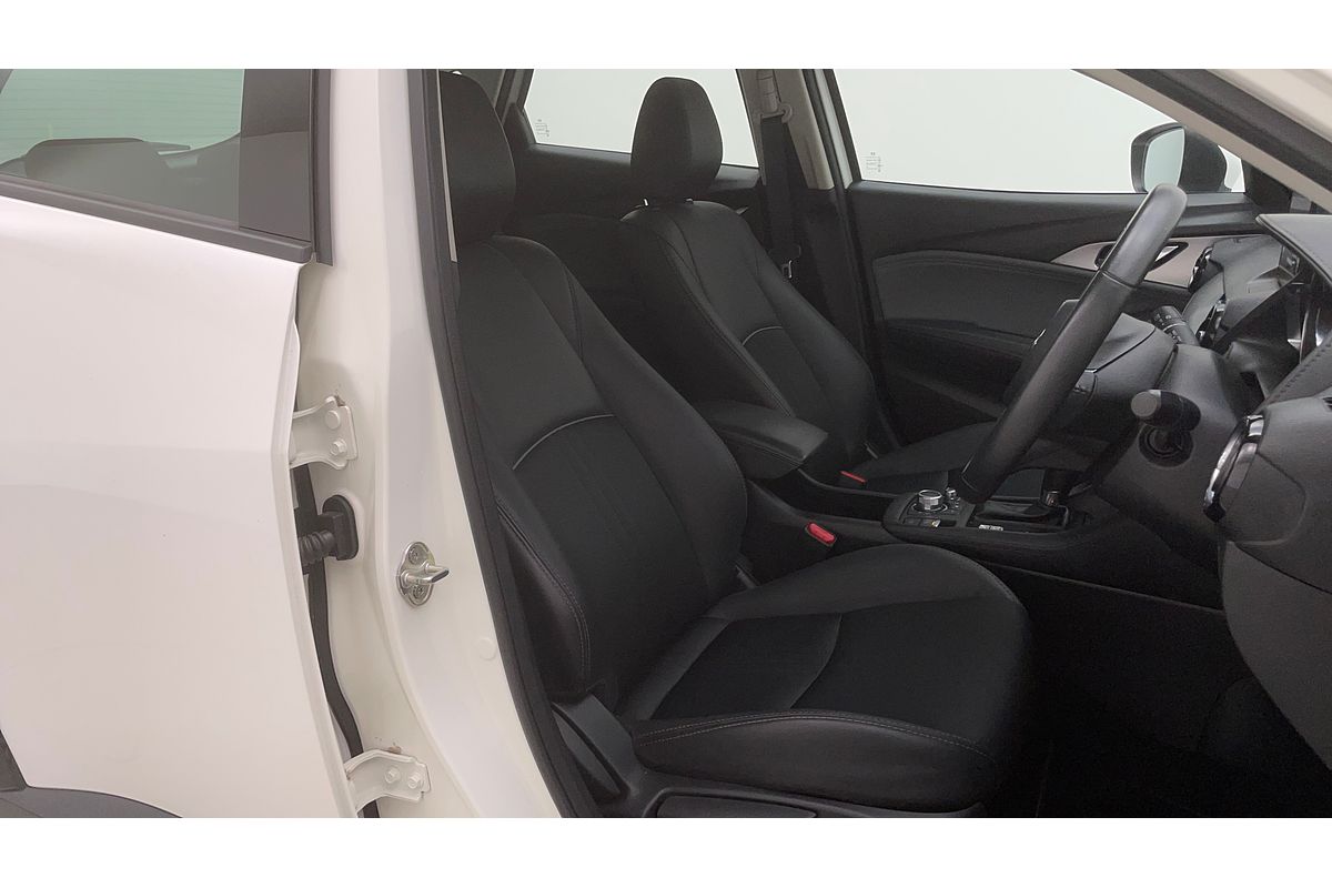 2023 Mazda CX-3 sTouring DK