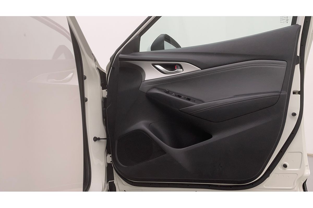 2023 Mazda CX-3 sTouring DK