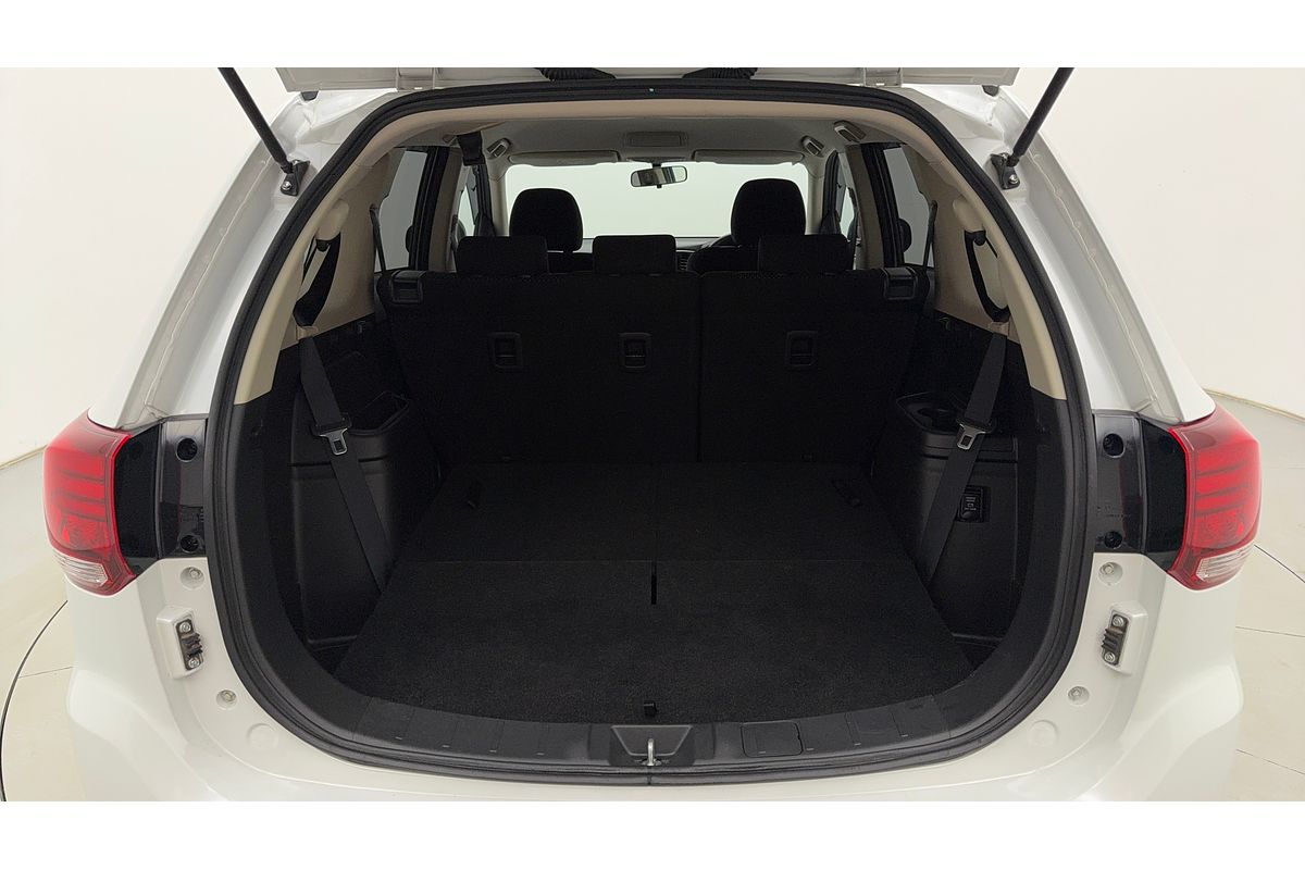 2017 Mitsubishi Outlander LS Safety Pack ZK