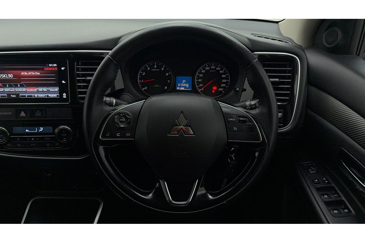 2017 Mitsubishi Outlander LS Safety Pack ZK