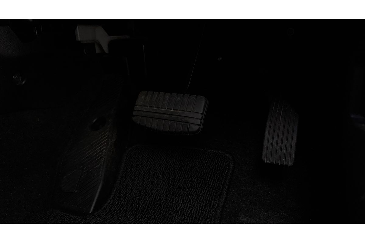 2017 Mitsubishi Outlander LS Safety Pack ZK