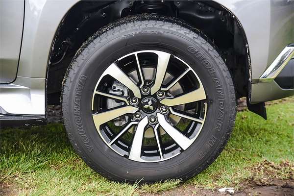 2016 Mitsubishi Pajero Sport GLS QE