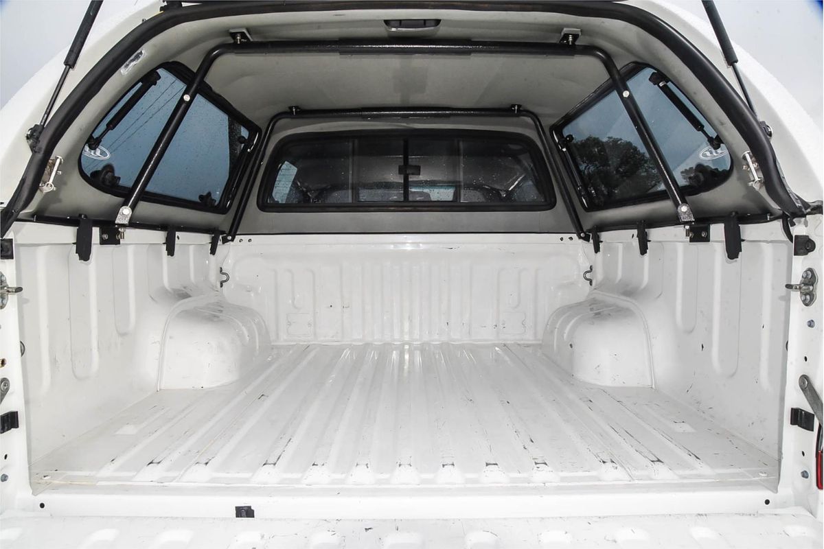 2020 Toyota Hilux SR5 GUN126R 4X4