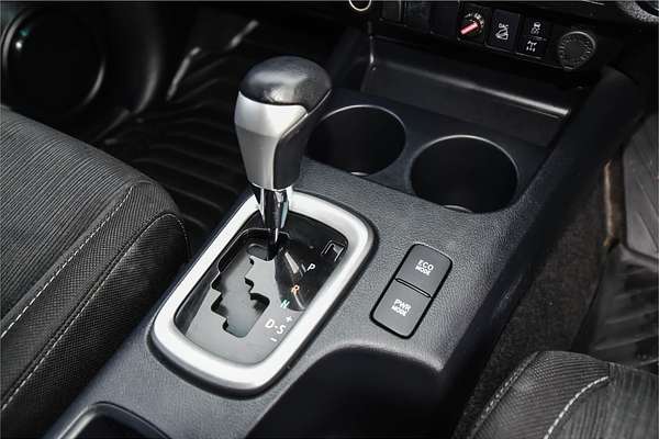 2020 Toyota Hilux SR5 GUN126R 4X4