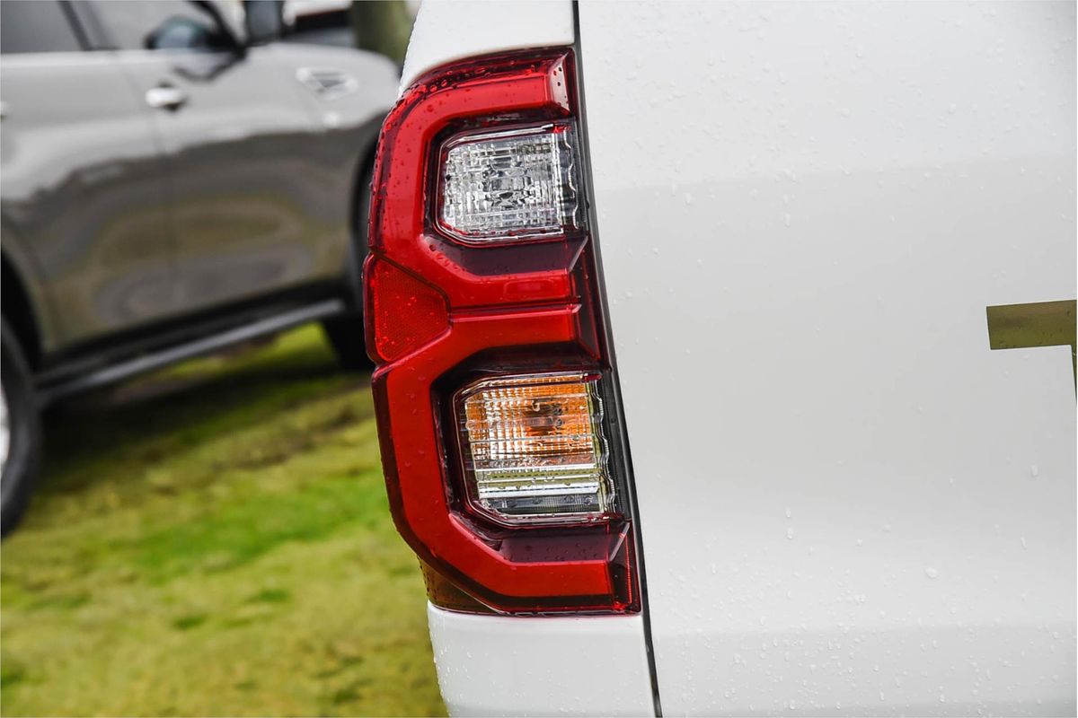 2020 Toyota Hilux SR5 GUN126R 4X4