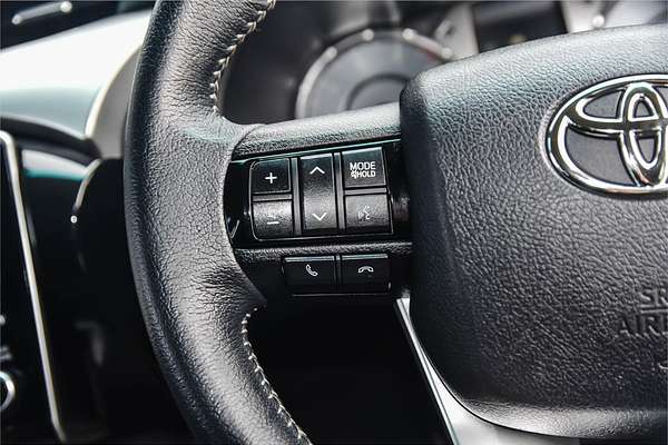 2020 Toyota Hilux SR5 GUN126R 4X4