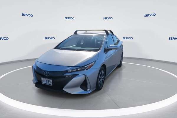 2020 Toyota Prius LE