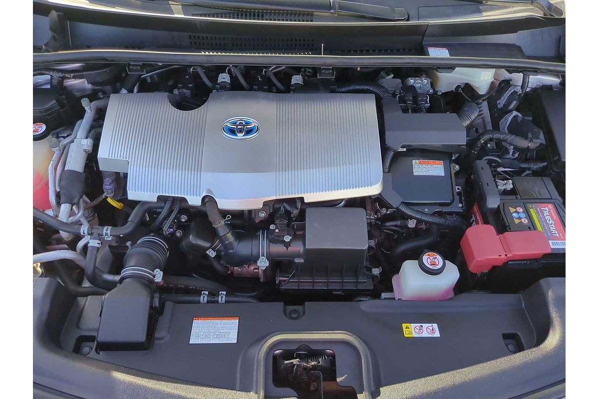 2020 Toyota Prius LE
