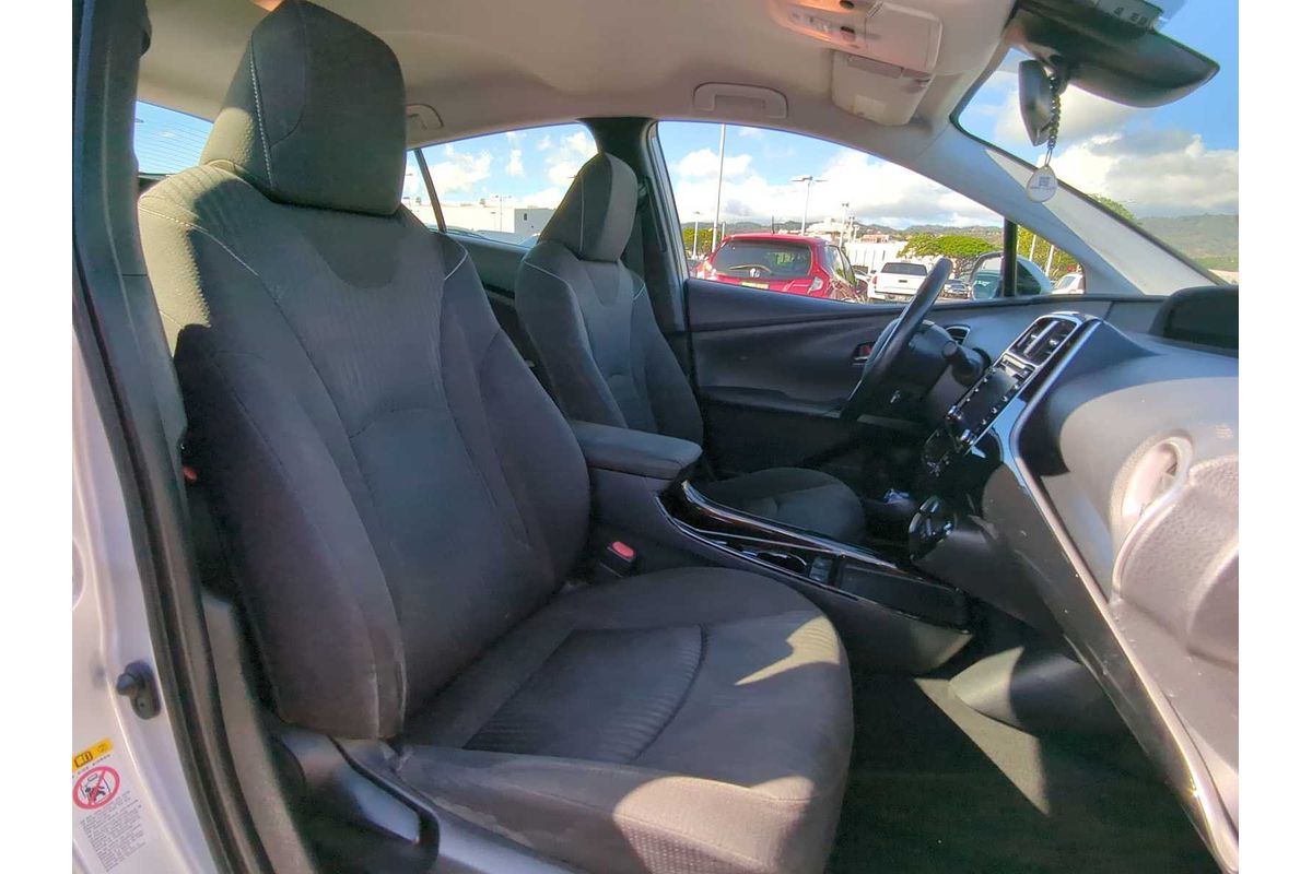 2020 Toyota Prius LE