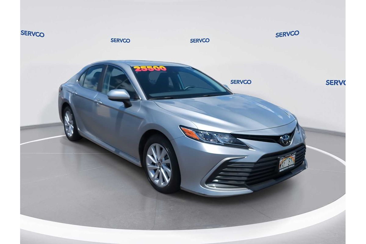 2024 Toyota Camry LE