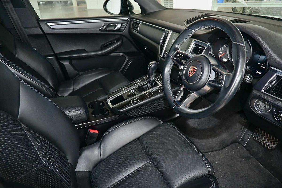 2017 Porsche Macan 95B