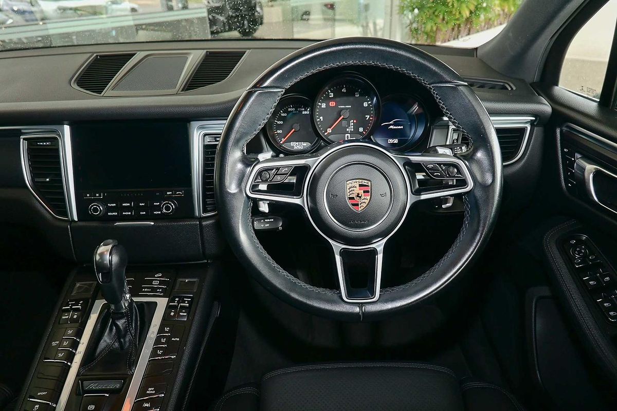 2017 Porsche Macan 95B
