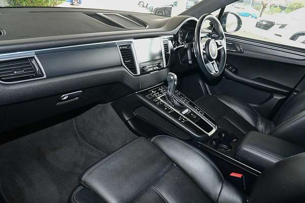 2017 Porsche Macan 95B