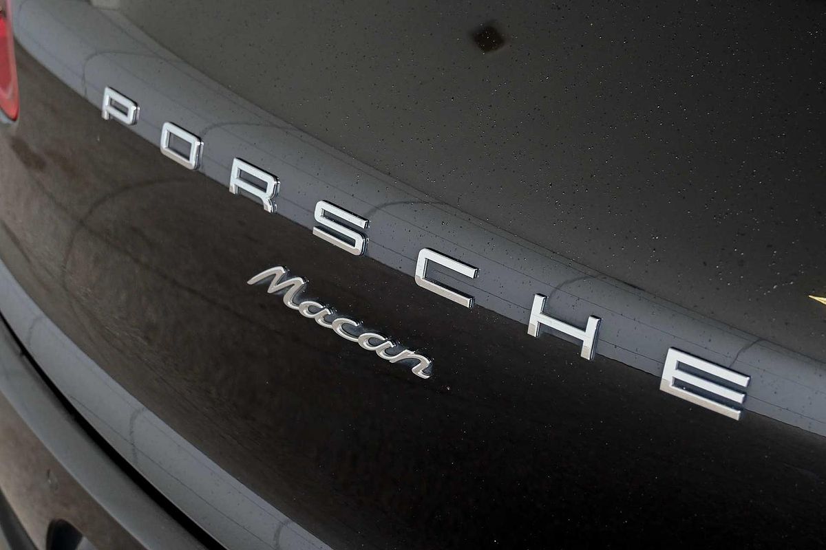 2017 Porsche Macan 95B
