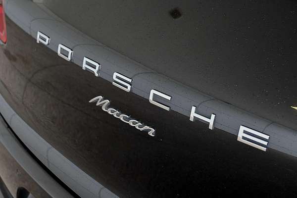 2017 Porsche Macan 95B