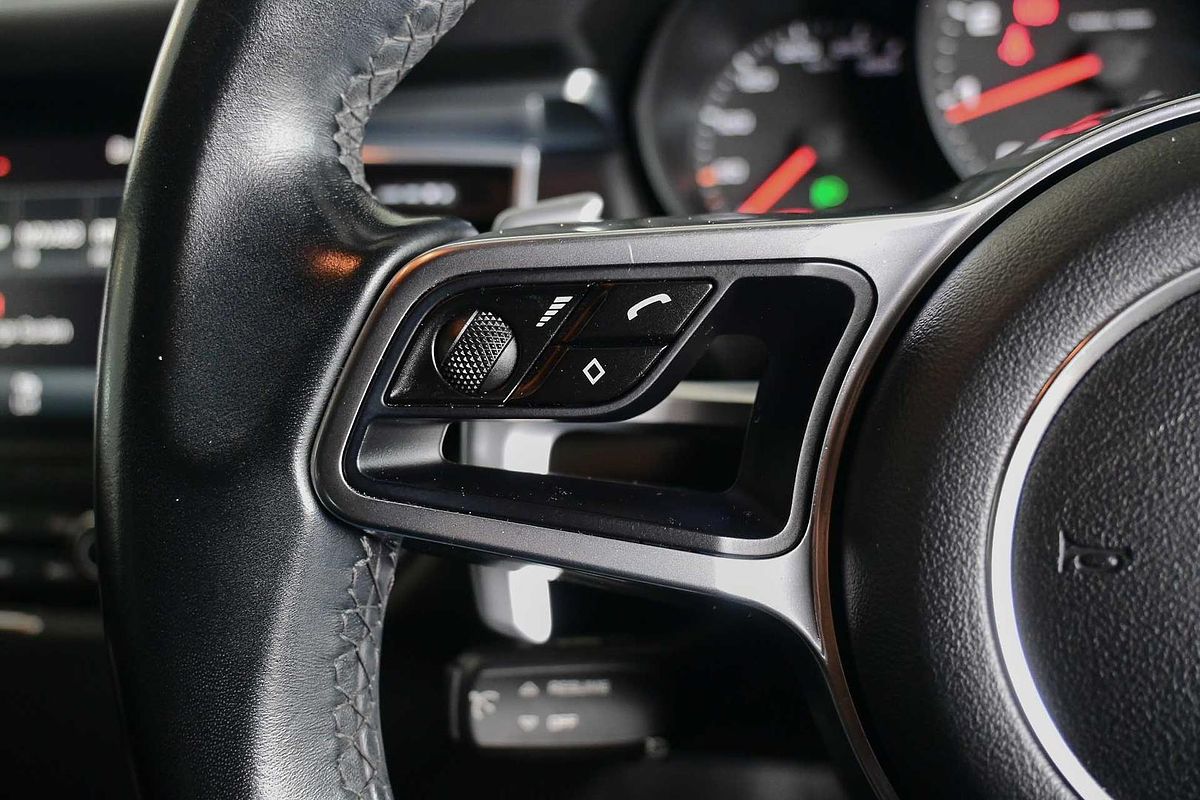 2017 Porsche Macan 95B