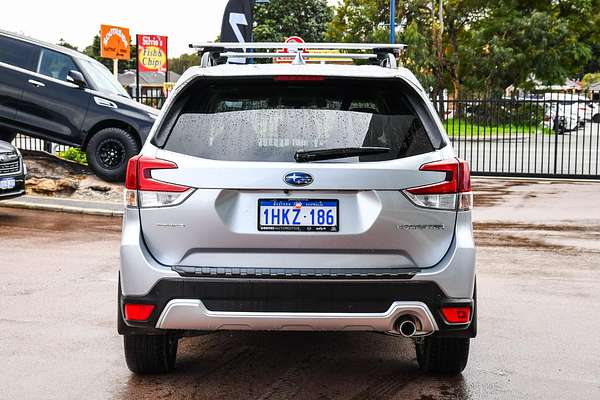 2018 Subaru Forester 2.5i-S S5