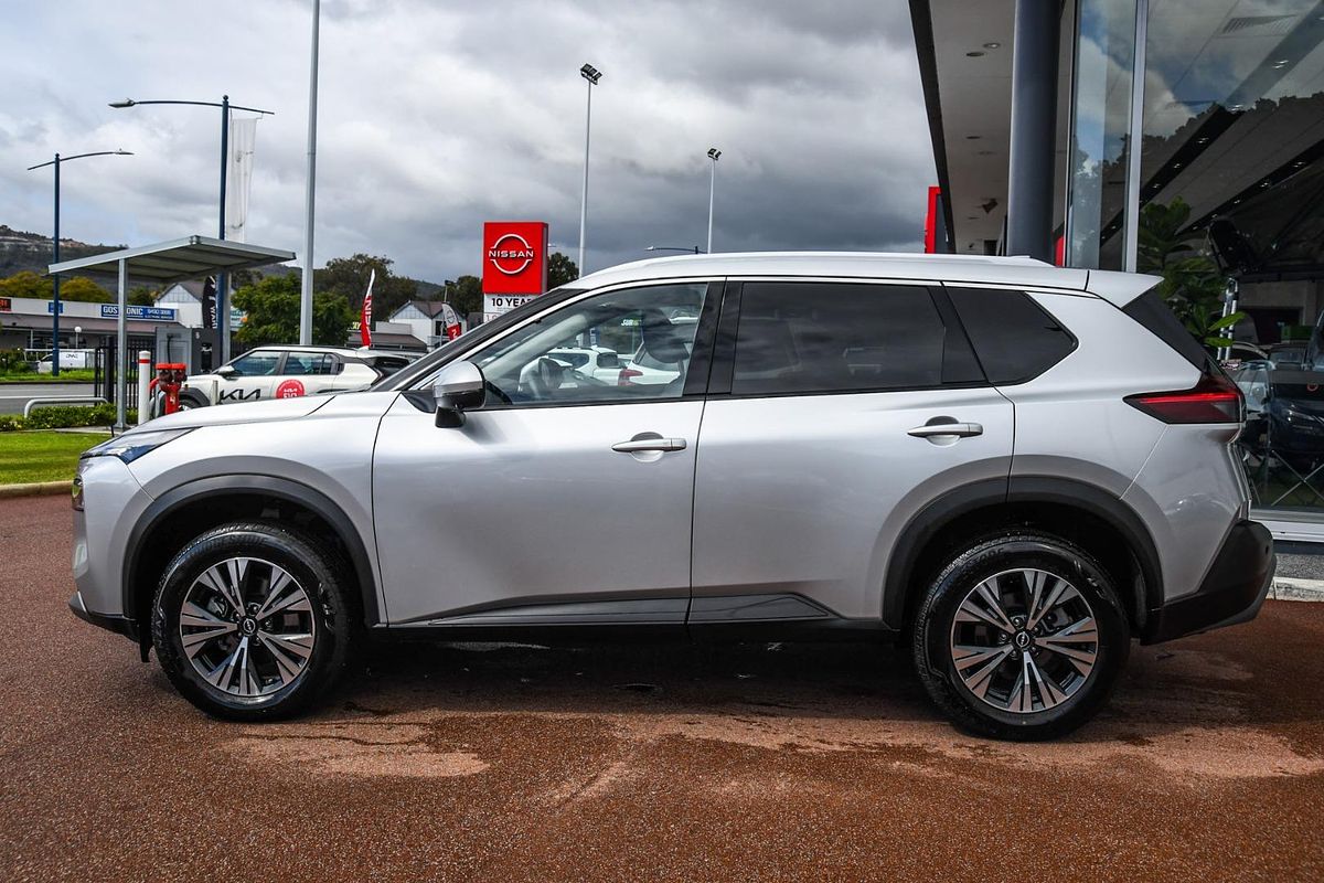 2024 Nissan X-TRAIL ST-L T33