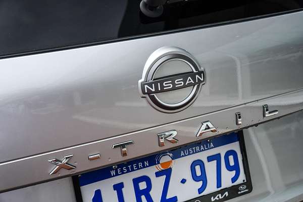 2024 Nissan X-TRAIL ST-L T33