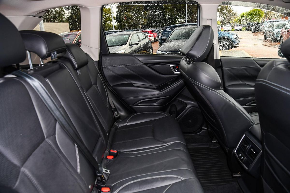 2018 Subaru Forester 2.5i-S S5