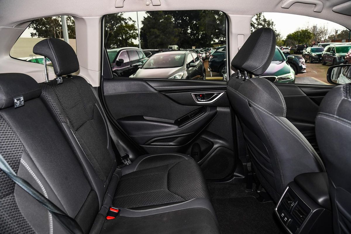 2020 Subaru Forester 2.5i Premium S5